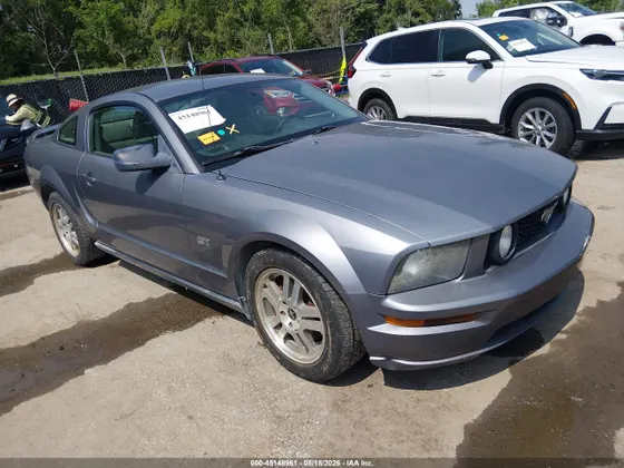 2006 Ford Mustang GT Deluxe