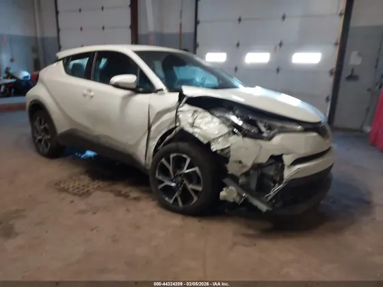 2019 Toyota C-HR XLE