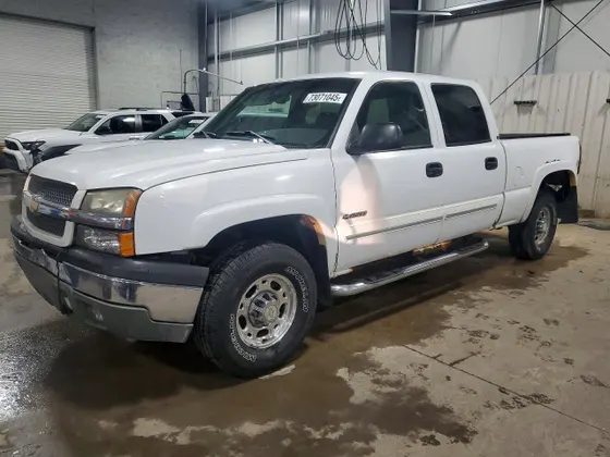 2004 Chevrolet Silverado 2500 Crew Cab LT