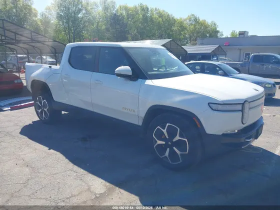 2022 Rivian R1T Adventure Package