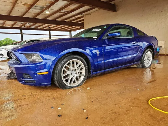 2013 Ford Mustang V6 Premium
