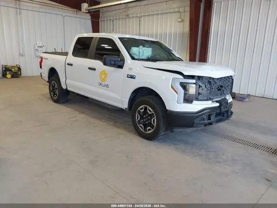 2024 Ford F-150 Lightning Pro