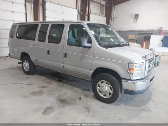 2014 Ford Econoline Wagon XLT