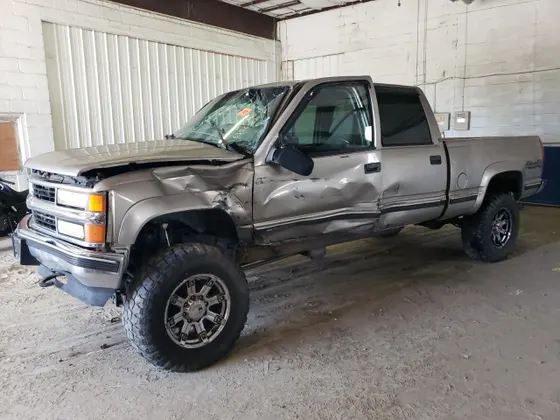 2000 Chevrolet C/K 2500 Crew Cab K2500