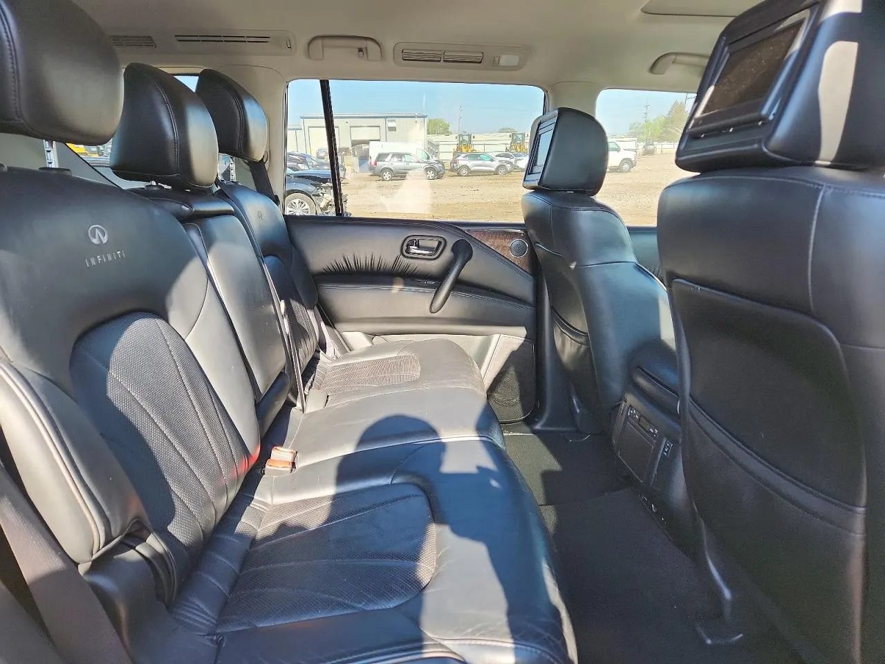 2014 INFINITI QX80