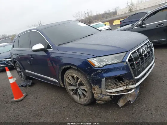 2021 Audi SQ7 Premium Plus