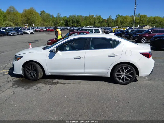 2020 Acura ILX w/Premium Pkg