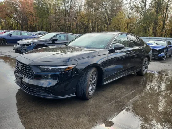 2023 Honda Accord Sedan EX