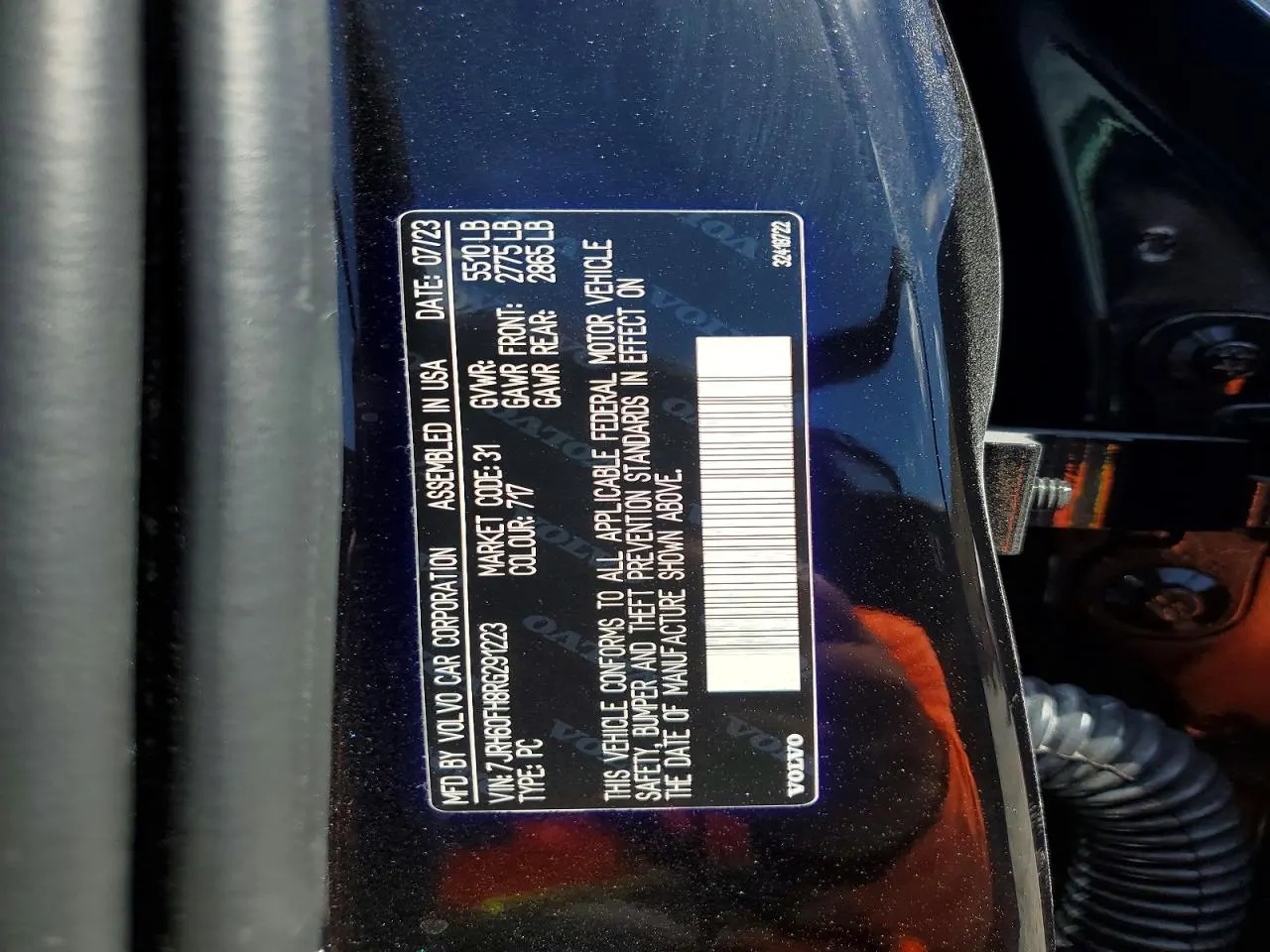 2024 Volvo S60 Recharge Plug-In Hybrid Plus Black Edition
