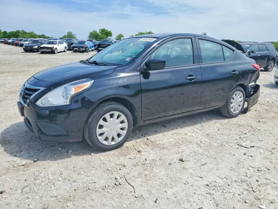 2016 Nissan Versa S