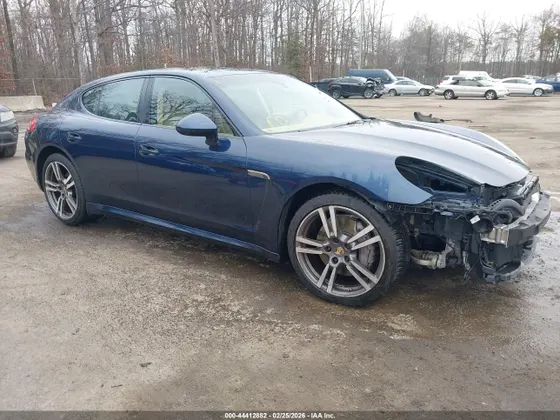 2014 Porsche Panamera 4