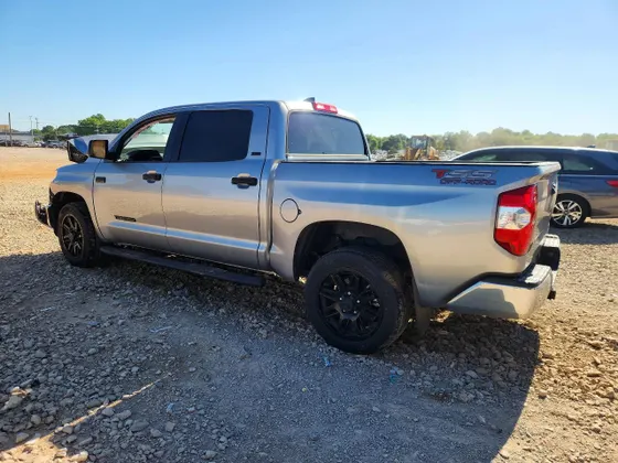 2021 Toyota Tundra 2WD SR5