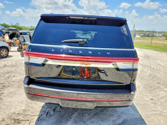 2023 Lincoln Navigator L Reserve