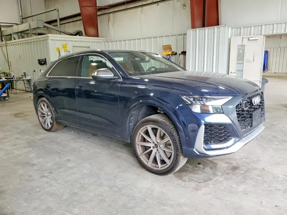 2024 Audi RS Q8