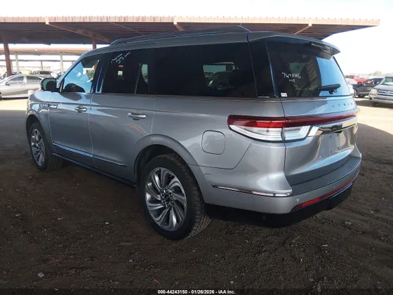 2023 Lincoln Navigator Reserve