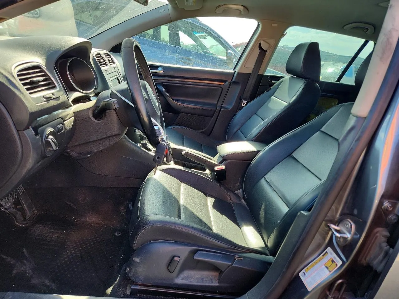 2010 Volkswagen Jetta SportWagen SE