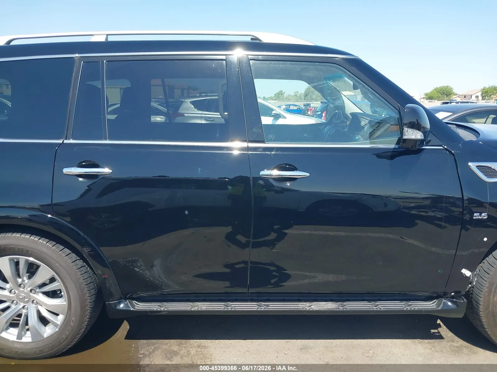 2017 INFINITI QX80