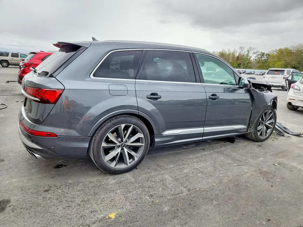 2022 Audi SQ7 Premium Plus
