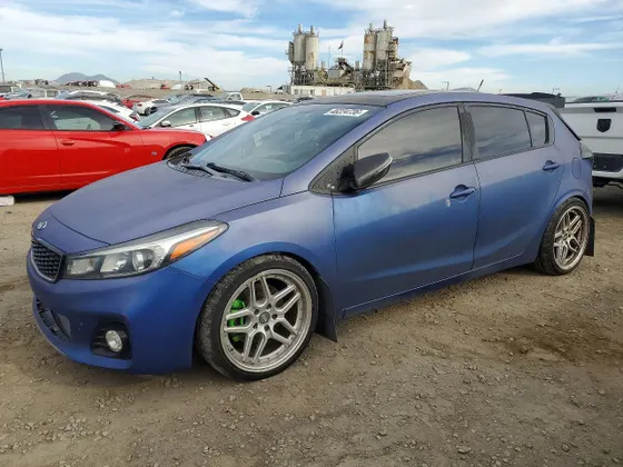 2017 Kia Forte5 SX