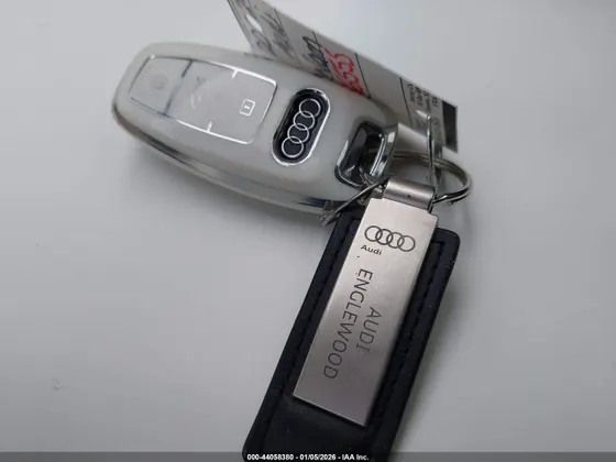 2024 Audi Q8 e-tron Sportback S line Premium Plus