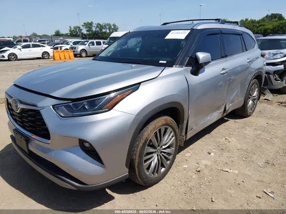 2020 Toyota Highlander Platinum