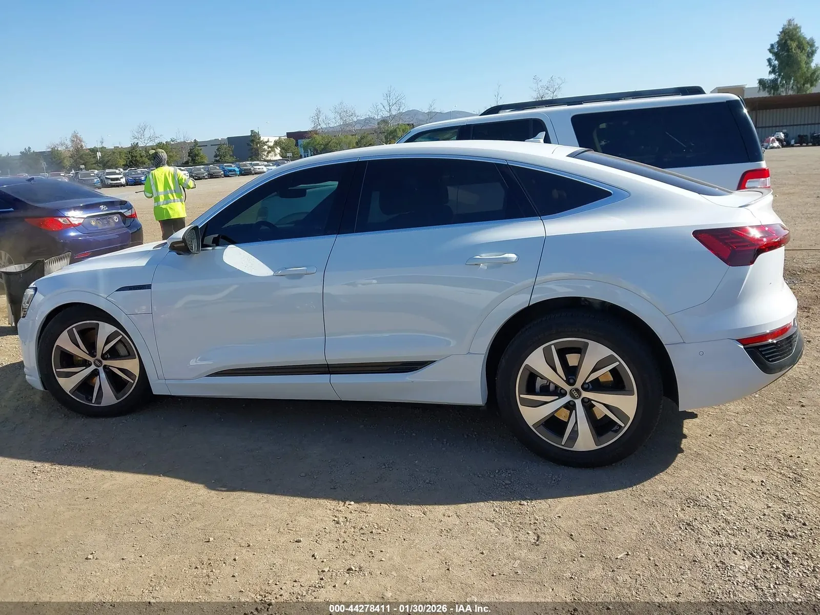 2024 Audi Q8 e-tron Sportback S line Premium Plus