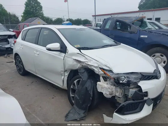 2016 Scion iM