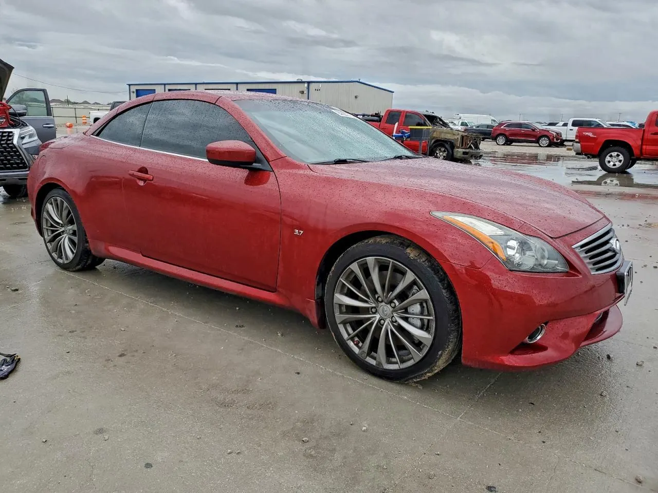 2014 INFINITI Q60 Convertible