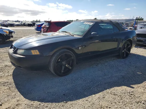 2001 Ford Mustang Deluxe