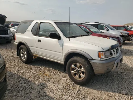 2002 Isuzu Rodeo Sport SPORT