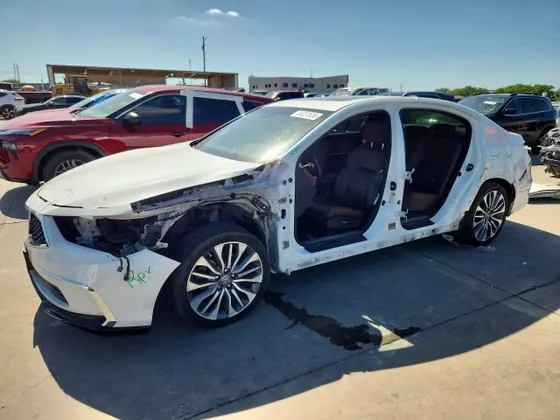 2020 Acura RLX w/Technology Pkg