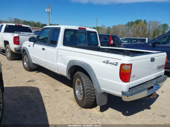 2003 Mazda B-Series 4WD Truck SE