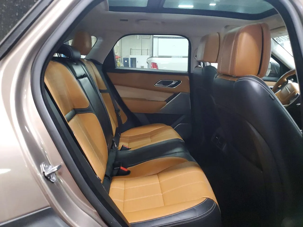 2018 Land Rover Range Rover Velar R-Dynamic SE