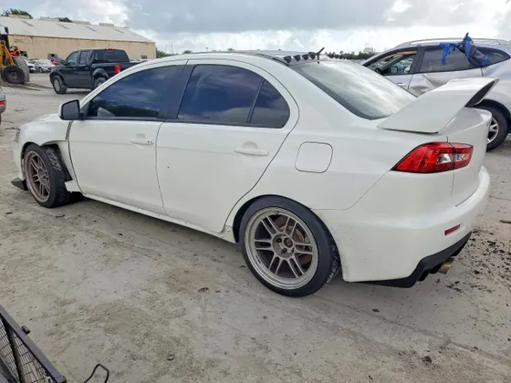 2014 Mitsubishi Lancer Evolution GSR