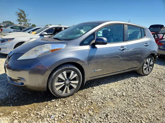 2016 Nissan LEAF SL