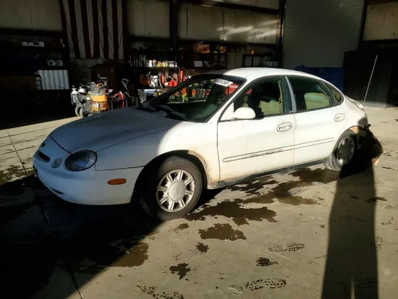 1996 Ford Taurus GL