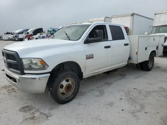 2015 Ram 3500 Chassis Cab Tradesman