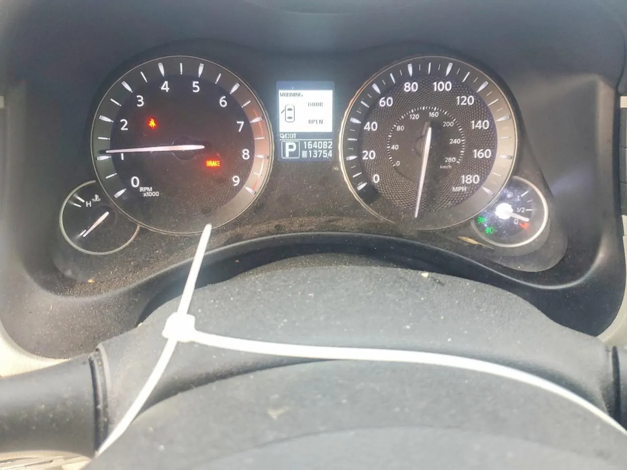 2011 INFINITI M56