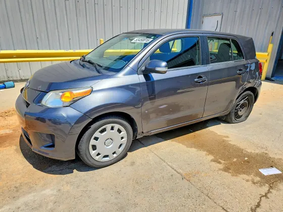 2014 Scion xD