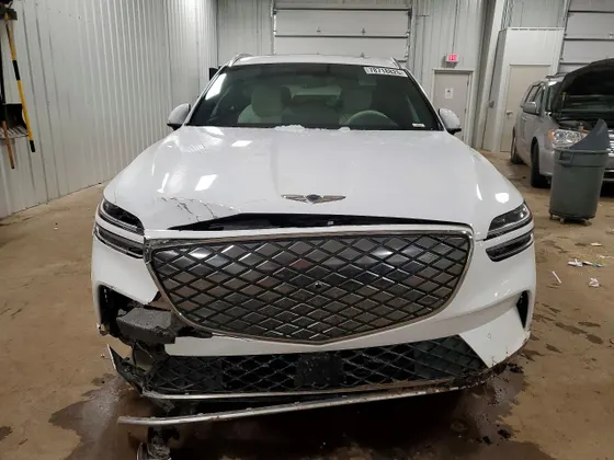 2025 Genesis Electrified GV70 Advanced