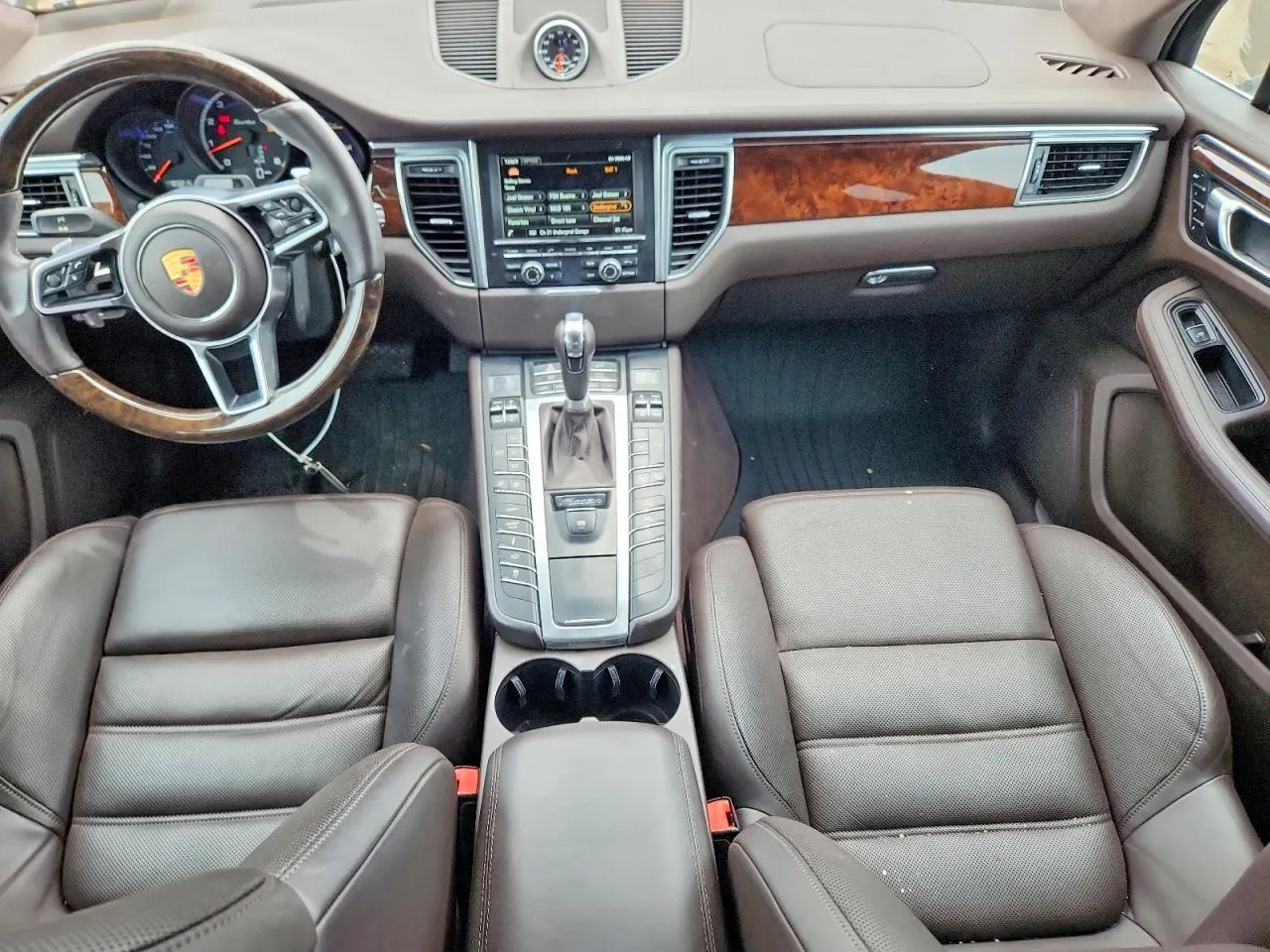 2015 Porsche Macan Turbo