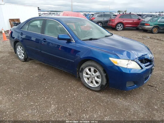 2011 Toyota Camry LE