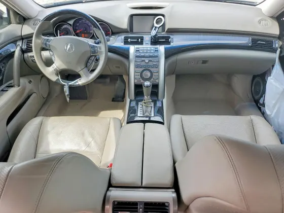 2010 Acura RL Tech Pkg