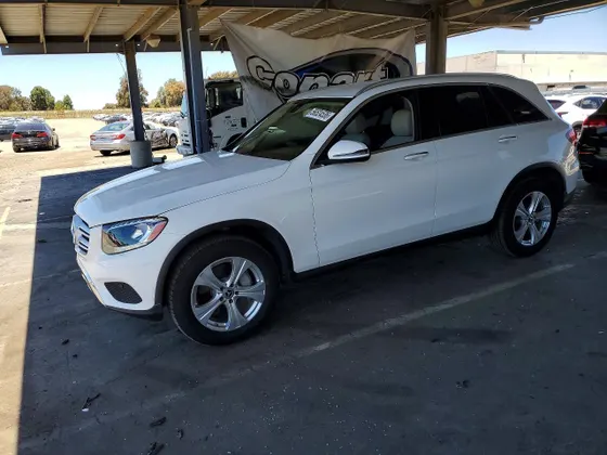 2017 Mercedes-Benz GLC GLC 300