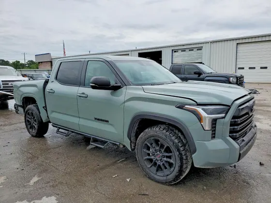 2024 Toyota Tundra 2WD SR5