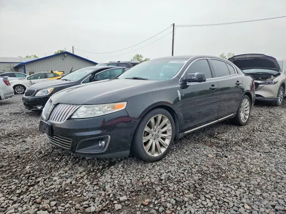 2010 Lincoln MKS
