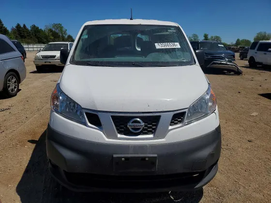 2013 Nissan NV200 SV