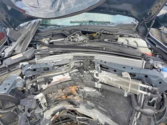 2025 Ford Super Duty F-450 DRW LARIAT