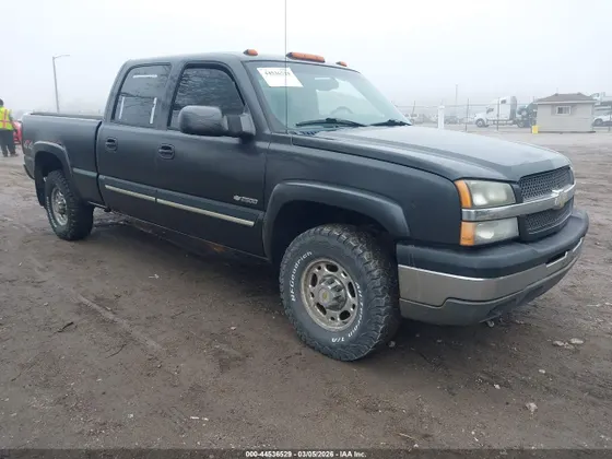 2004 Chevrolet Silverado 2500 Crew Cab LT