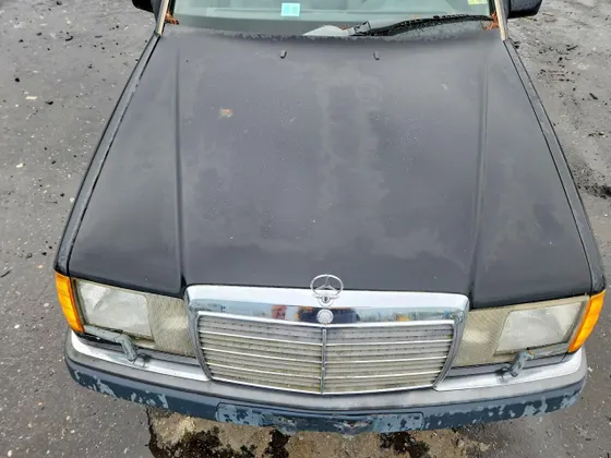 1990 Mercedes-Benz 300 Series 300E